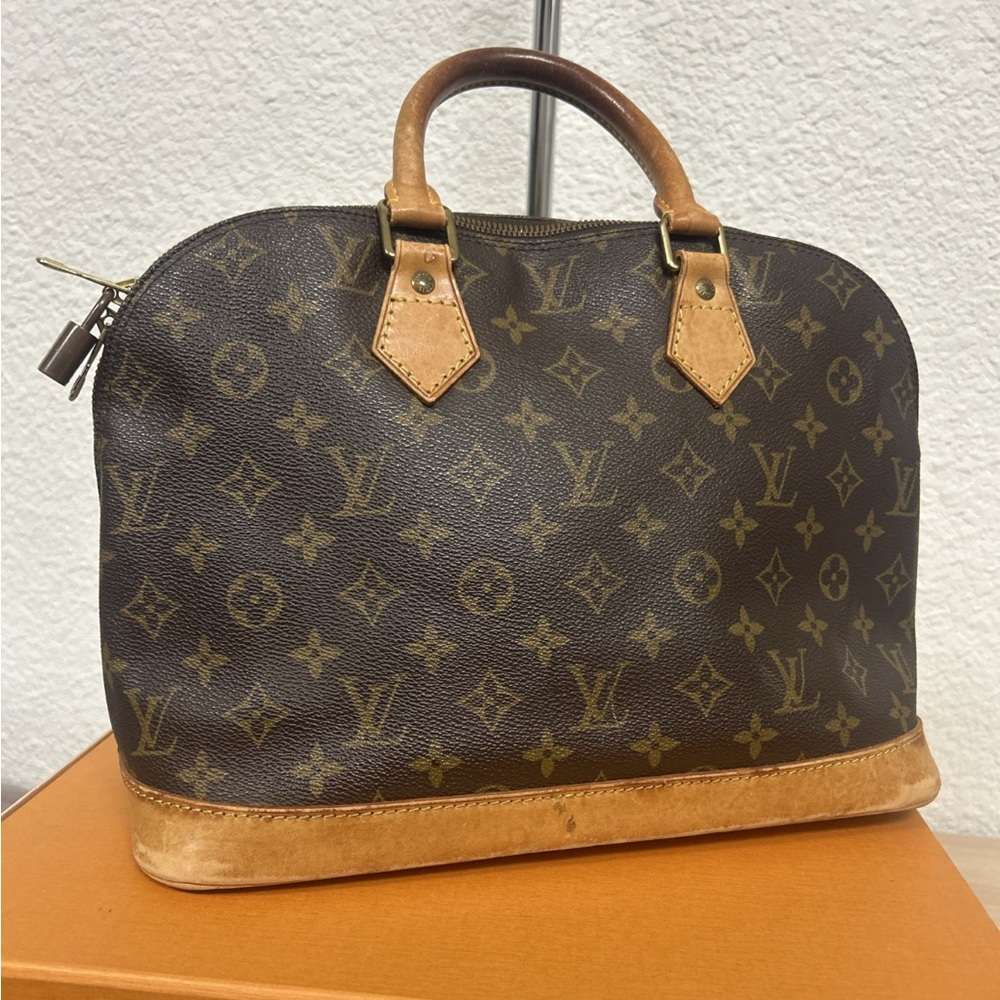 Louis Vuitton Monogram Alma Satchel in Brown and Tan - Picture 4 of 8